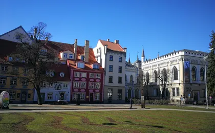 Self-guided discovery walk in Riga - the essential old town and its secrets