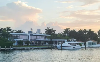 Miami sunset cruise of Biscayne Bay and millionaires' homes
