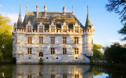 Loire Valley Day from Amboise with Tour of Azay le Rideau, Villandry