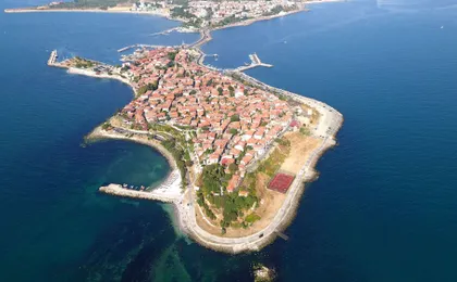 Nessebar Tour and Catamaran Cruise
