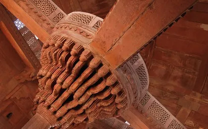 16-Days Rajasthan Private Motorbike Tour with Delhi & Agra