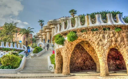 Sagrada Familia, Park Guell and and Old Town tour