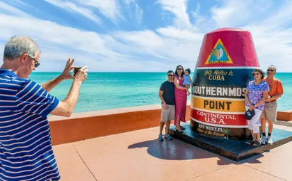 Miami to Key West full-day sightseeing bus tour