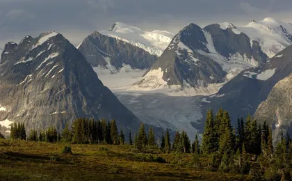 Kootenay National Park full-day tour from Calgary