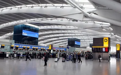 Private Transfer Service Bath City to London Heathrow Airport