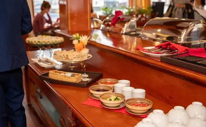 Halong Bay Crown Legend Cruise 2 Day from Hanoi included Transfer