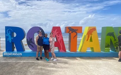 Roatan Wildlife sanctuary & Beach Getaway