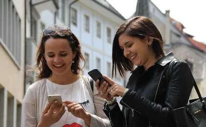 Montreux exploration walking tour with smartphone game