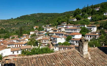 Sites & Bites: Sirince tour, St John’s Basilica and Turkish meze