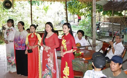 2-Day Mekong Delta with Cai Cang Floating Market from HCM City
