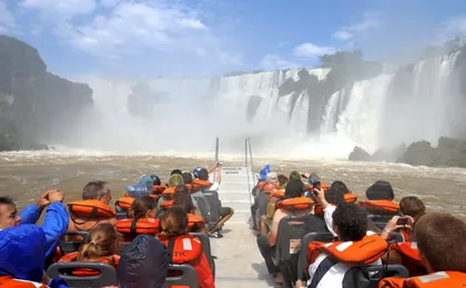 Iguassu Falls Argentina side guided excursion