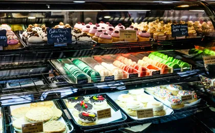 Milwaukee Third Ward donuts and sweet treats guided walking tour