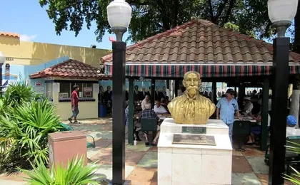 Little Havana beyond Cuba guided tour in Miami