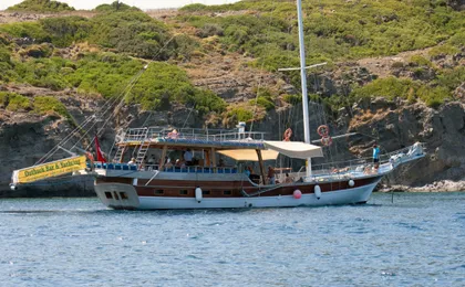 Bodrum all-inclusive gulet boat cruise by Outback Yachting
