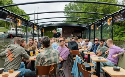 Floating terrace boat tour in Groningen