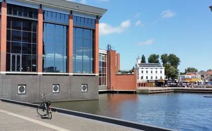 Self-guided audio tour of Zaandam's history, art and architecture