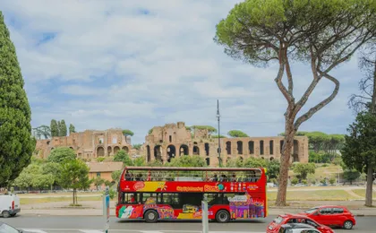 Rome Hop-On Hop-Off Tour with Train Transfer from Civitavecchia