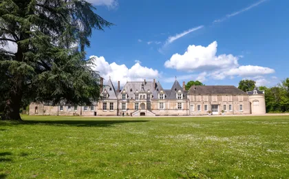 E-Bike Tour to Chambord from Amboise