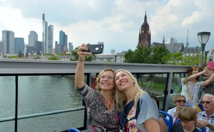 Frankfurt skyline tour by bus