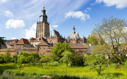 Self-guided in app e-scavenger hunt tour in Zutphen