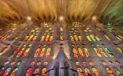 Small-group guided tour of the Sagrada Familia in Barcelona with priority access