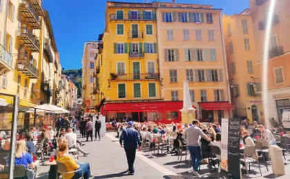 2-hour walking tour in Nice