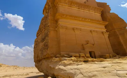 Al Ula full-day discovery tour from Madinah