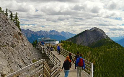 Self-guided Canadian Rockies drive and walk with audio tour
