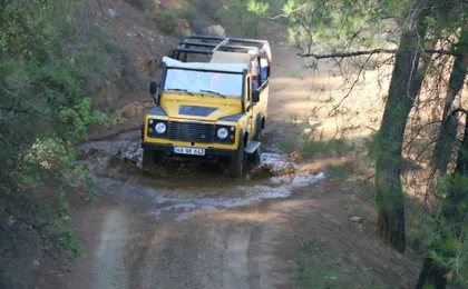 Fethiye 4x4 safari tour to Saklıkent Gorge and Gizlikent Waterfall