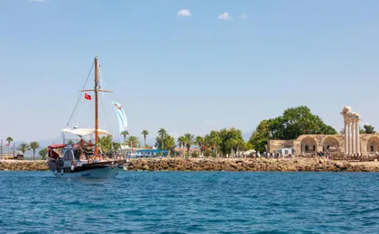 Adults-only Gulet cruise with lunch, drinks and optional transfers from Side