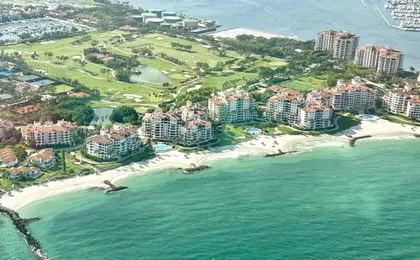 Miami private sunset airplane tour with champagne