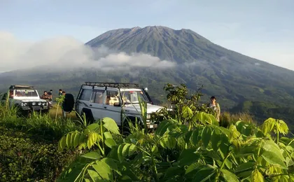 Bali 4x4 Sunrise Safari & Salak Farming Experience
