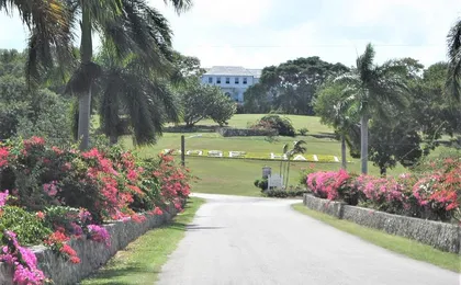 Bob Marley's Nine Mile Day-Trip w/Admission & Guided Tour from Grand Palladium