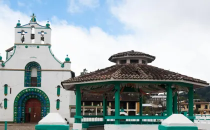 Guided tour of San Juan Chamula and Zinacantán village