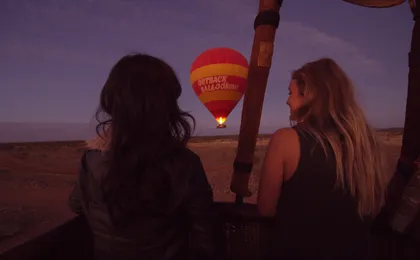 60 minute early morning hot air balloon flight in Alice Springs