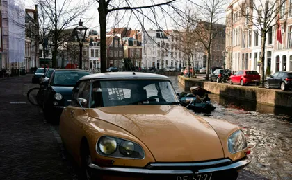 Leiden walking tour with a local