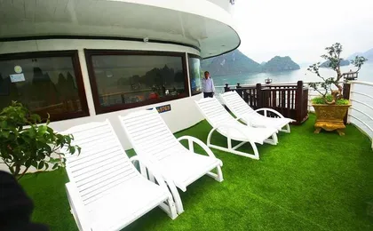 Halong Bay Luxury 3 Days Cruise (2 Nights on Boat - Balcony Cabin)