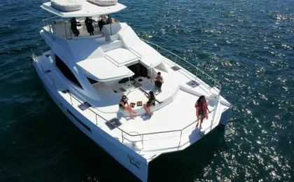 Land’s End Boat and Snorkelling Tour
