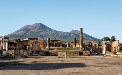 Pompeii small group tour from Maiori with skip-the-line tickets