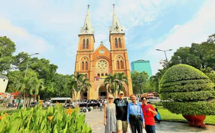 Full-day Ho Chi Minh sightseeing with cyclo ride tour