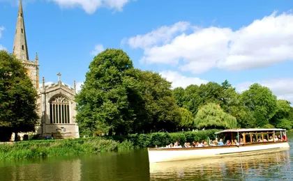 Stratford-upon-Avon river cruise with city audio tour
