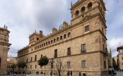 Monterrey Palace Entrance Ticket with Audioguide