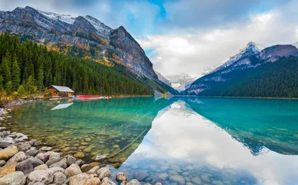 Self-guided Canadian Rockies drive and walk with audio tour