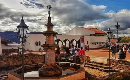 Tour Privado Mina de sal de Nemocón y Laguna de Guatavita desde Bogotá.