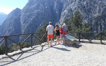 White Mountains small group tour with tastings and lunch