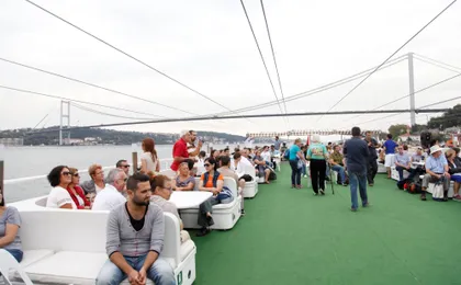 Hagia Sophia, Bosphorus Cruise, Blue Mosque guided small group tour