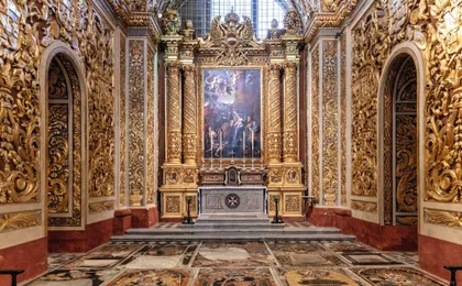 Valletta Walking Tour with Audiovisual Show