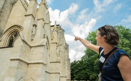 Walking English and French tour of Bordeaux