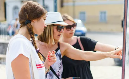 Augsburg 2-hour city walking tour with a local