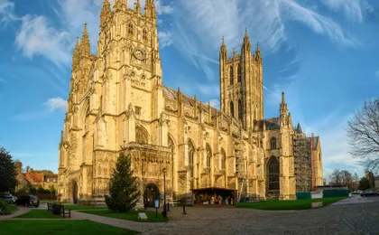 The best of Canterbury city walking tour